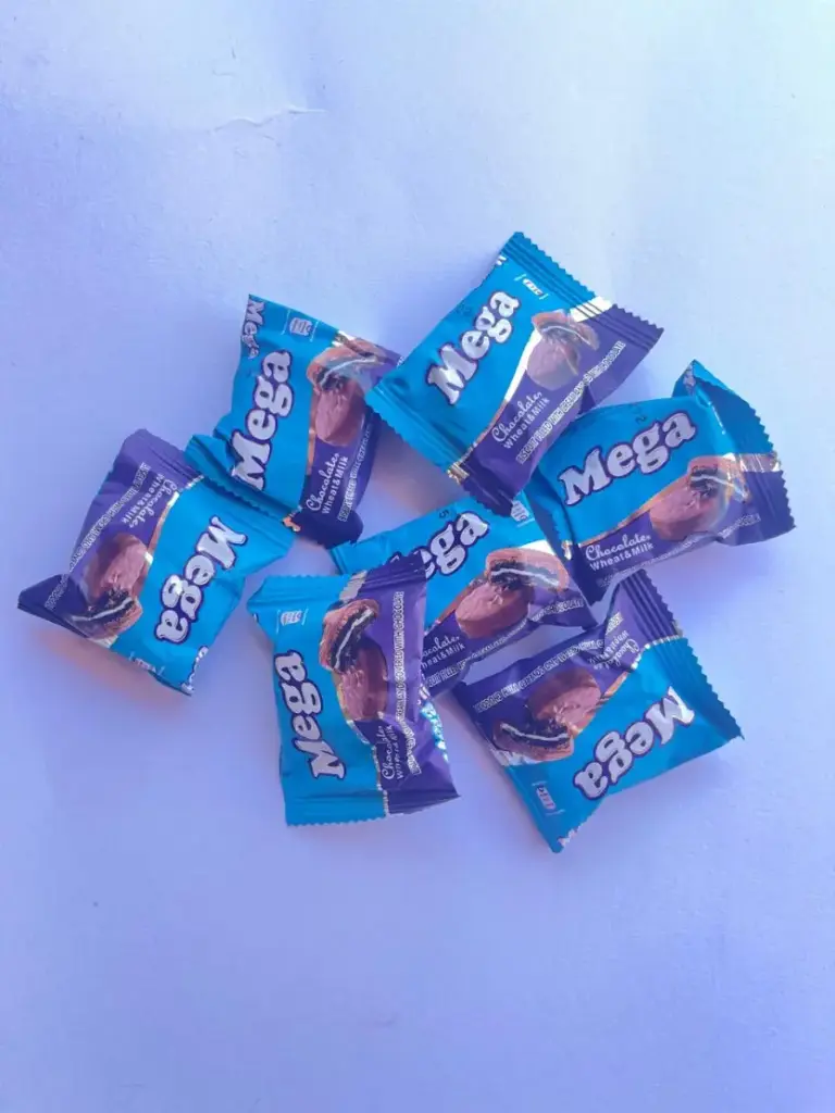 شكولاته ميجا اوريو بني